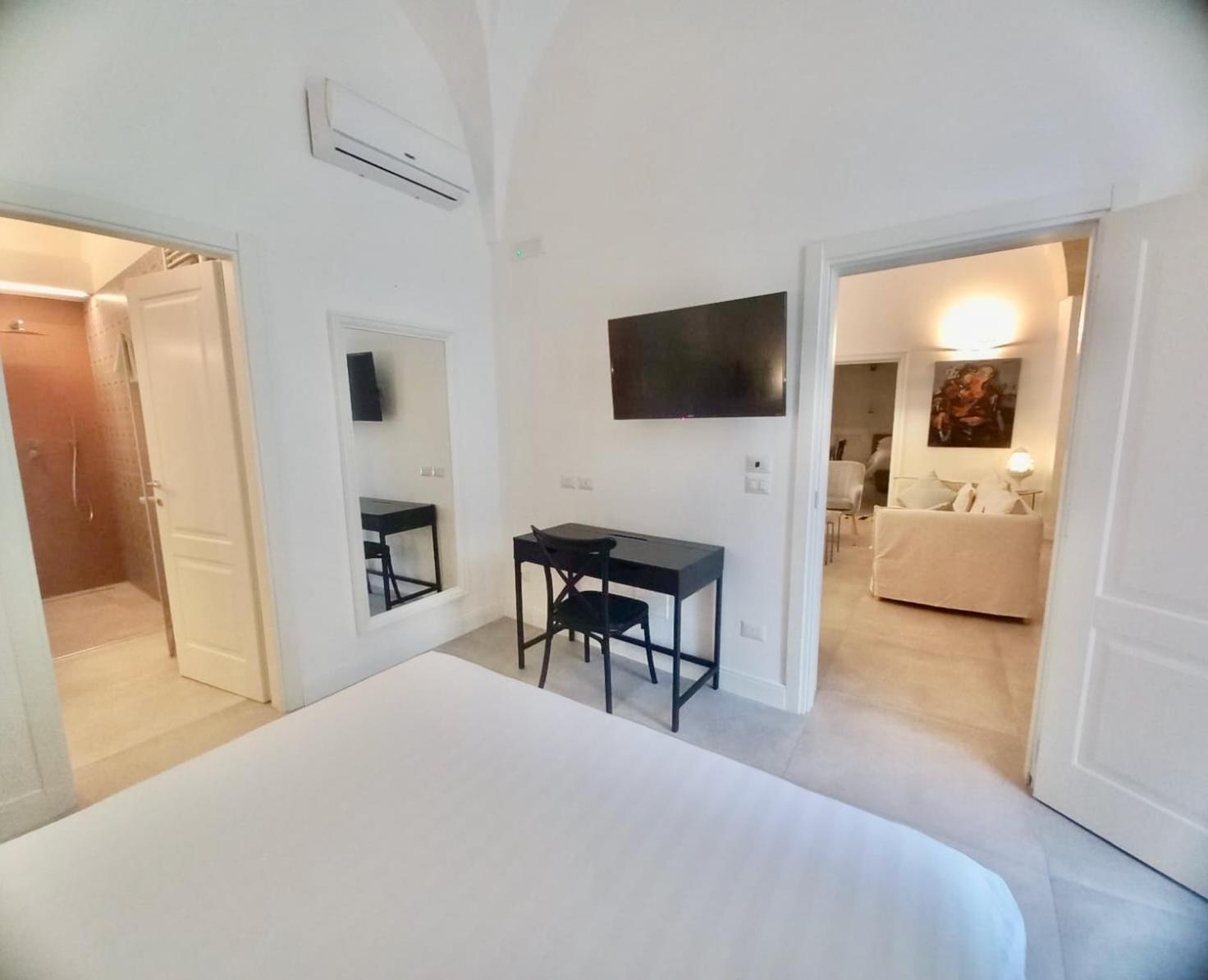 Li Frati Suite Лечче Экстерьер фото
